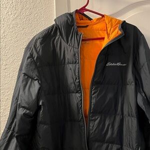 Eddie Bauer Men's Puffer Jacket in Black with Orange Interior